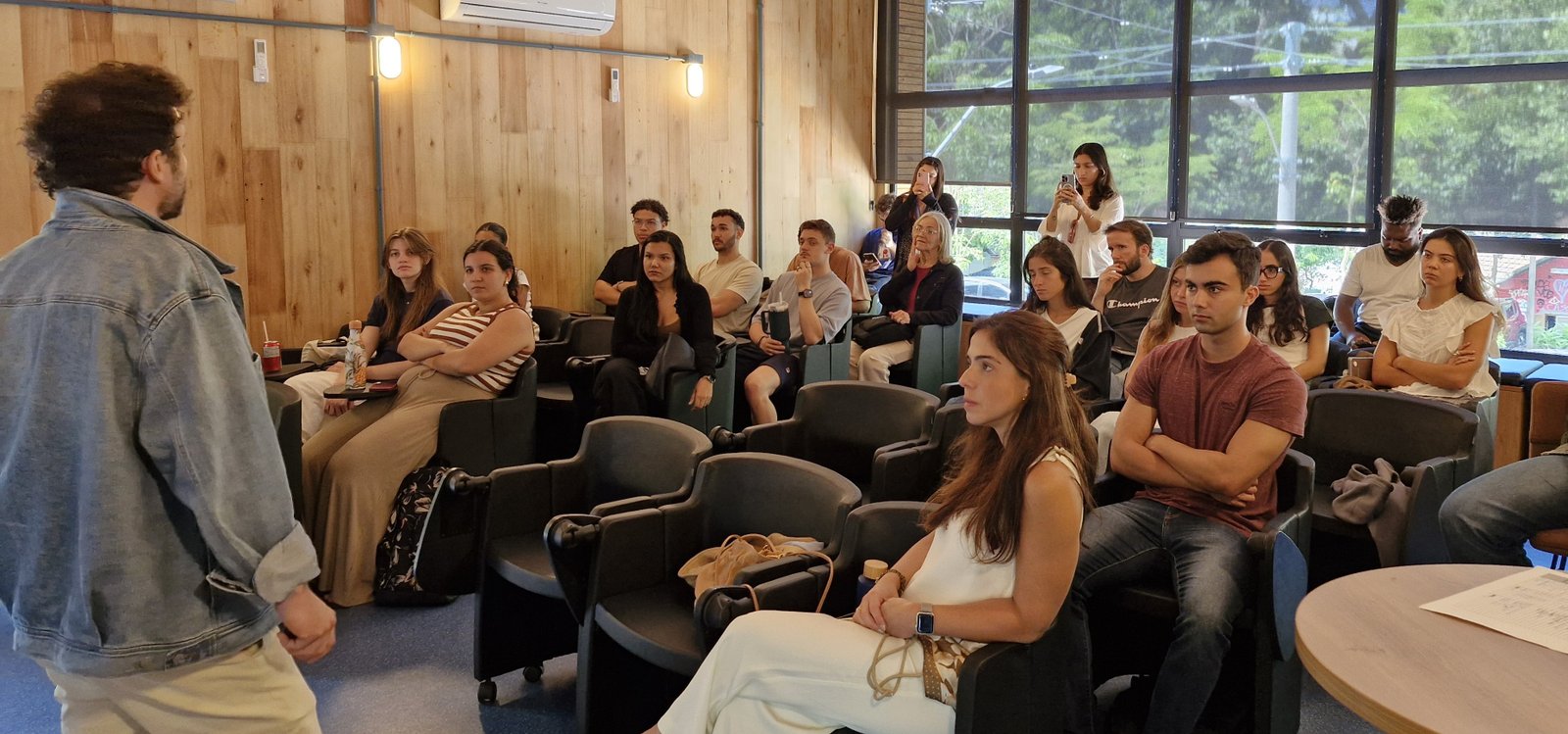 Aula Aberta com Leonardo Zonenshein