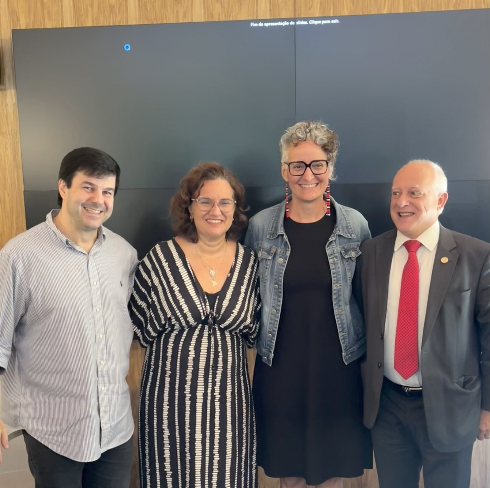 O Direito Diante Da Máquina: Como a IA está reprogramando a Justiça Brasileira