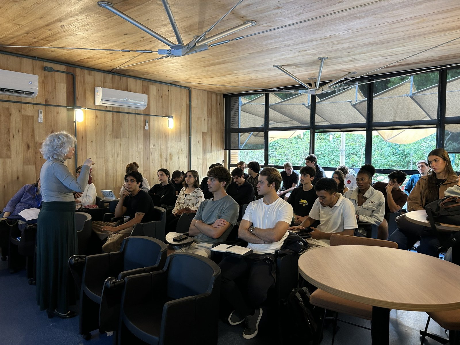 Aula aberta de Liderança e Empreendedorismo com Renata Kurtz